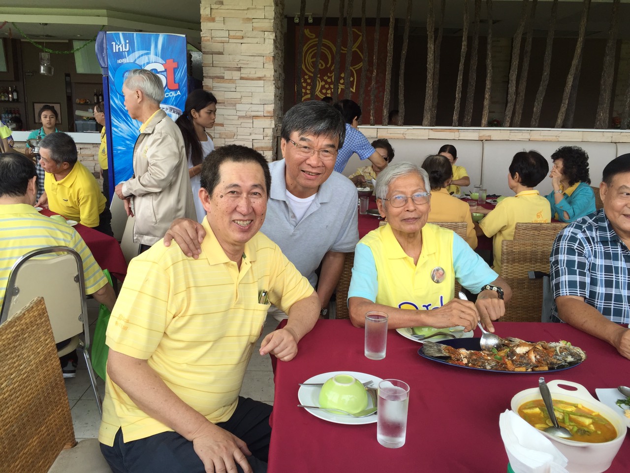 Lunch_at_Buaphud 03.jpg 308.8K